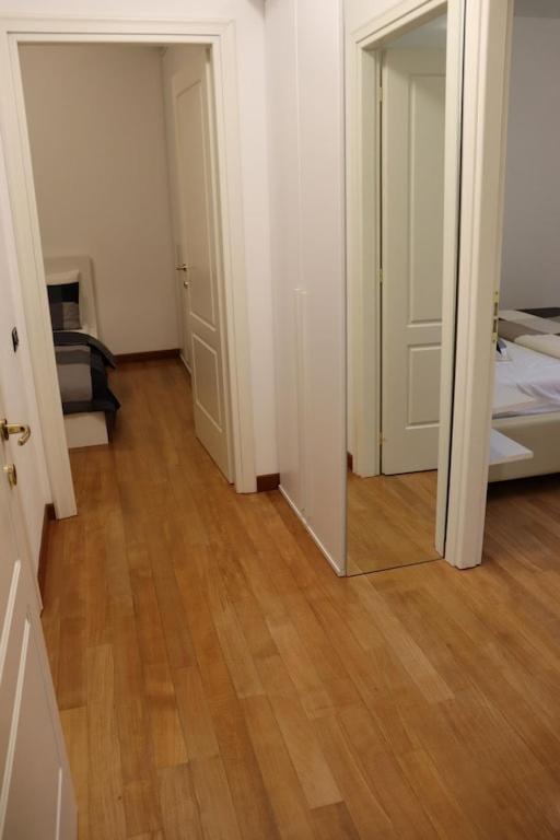 Appartement Dans Un Terrain De Golf, 5 Min De La Mer En Voiture, Parking Gratuit Cogoleto Exterior photo