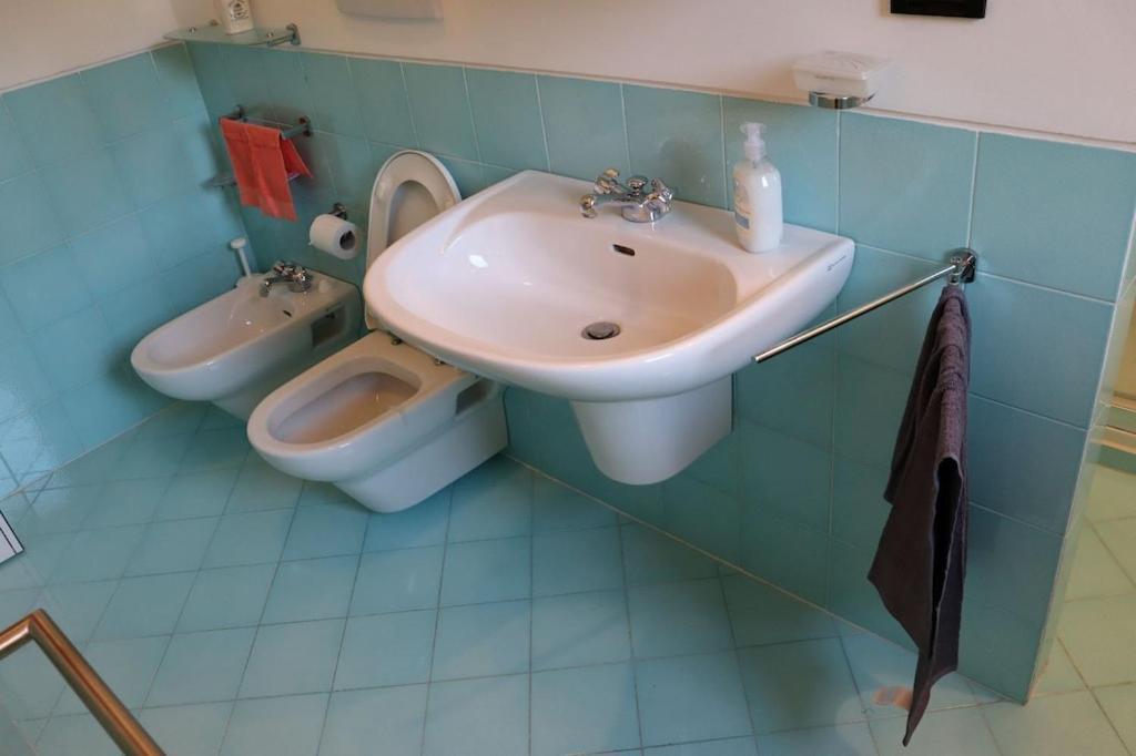 Appartement Dans Un Terrain De Golf, 5 Min De La Mer En Voiture, Parking Gratuit Cogoleto Exterior photo